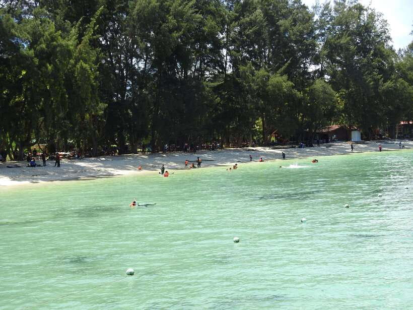Kota Kinabalu: Island Hopping with Snorkeling & Meal - Who will enjoy this island trip most