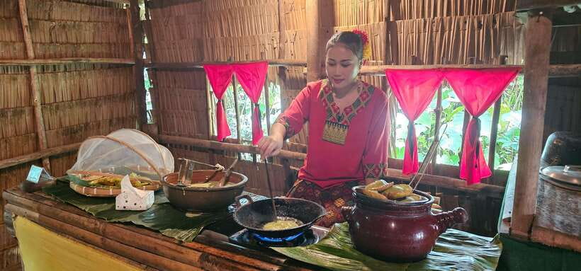 Kota Kinabalu: Mari Mari Cultural Village Tour - Five cultures presented in one compact village