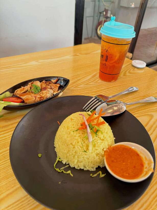 Kota Kinabalu, Sabah: North Borneo Heritage Train - Mission book, henna art, and the mystery reward