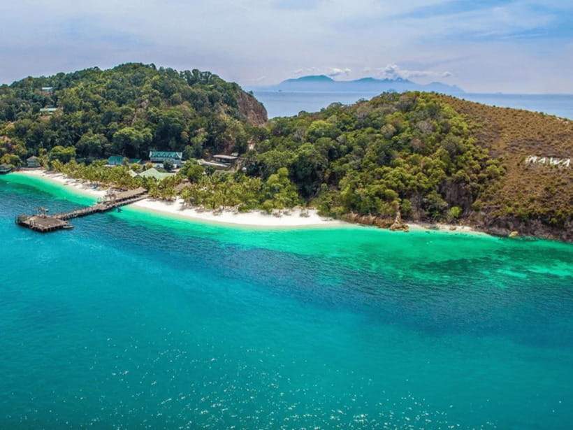 Kota Kinabalu | Snorkeling Sapi Island/Manukan Island - Snorkeling above coral and fish