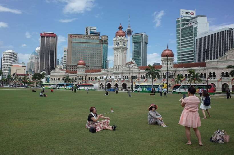 Kuala Lumpur 4-Hour Religious Harmony Tour - The National Mosque and Malaysia’s independence