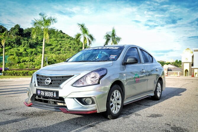 Kuala Lumpur Airport Departure Transfer from KL City - Communication begins before the car arrives
