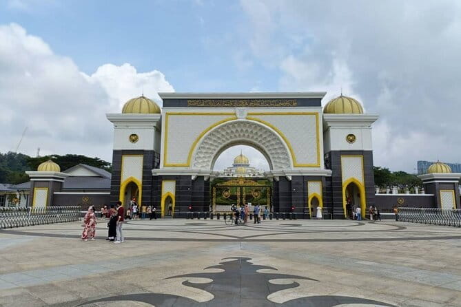 Kuala Lumpur Airport Transfer - Timing, delays, and the cancellation rule