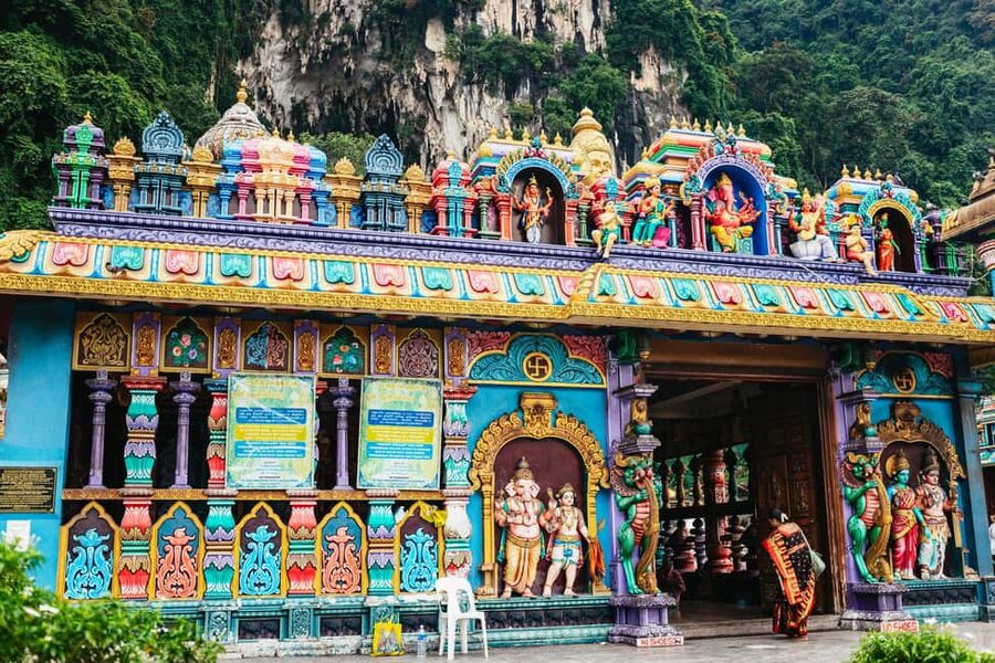 Kuala Lumpur: Batu Caves Half-Day Tour with Pick-Up Option - Key points at a glance