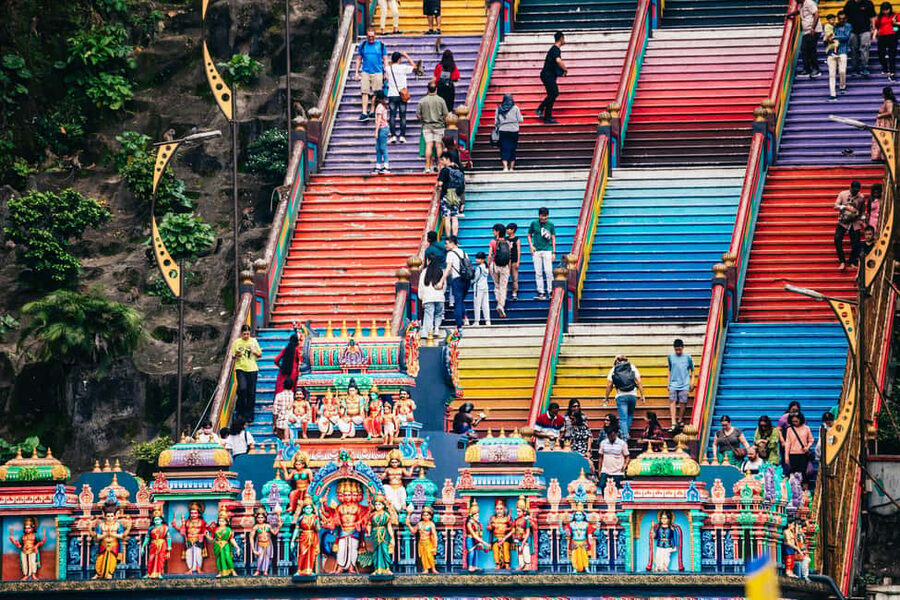 Kuala Lumpur: Batu Caves Half-Day Tour with Pick-Up Option - Why this $13 tour works so well for a first Kuala Lumpur visit