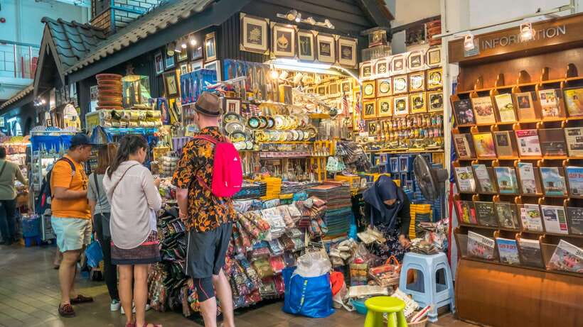 Kuala Lumpur: Batu Caves & Historic Buildings Tour - Little India and the final cultural contrast