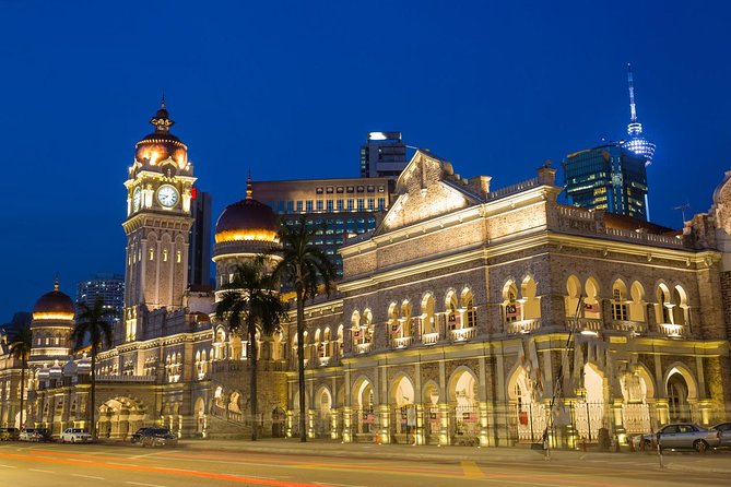 Kuala Lumpur by Night: Cultural Sights, City Lights & Local Vibes - Chinatown: food, shopping, and a quick taste of street life