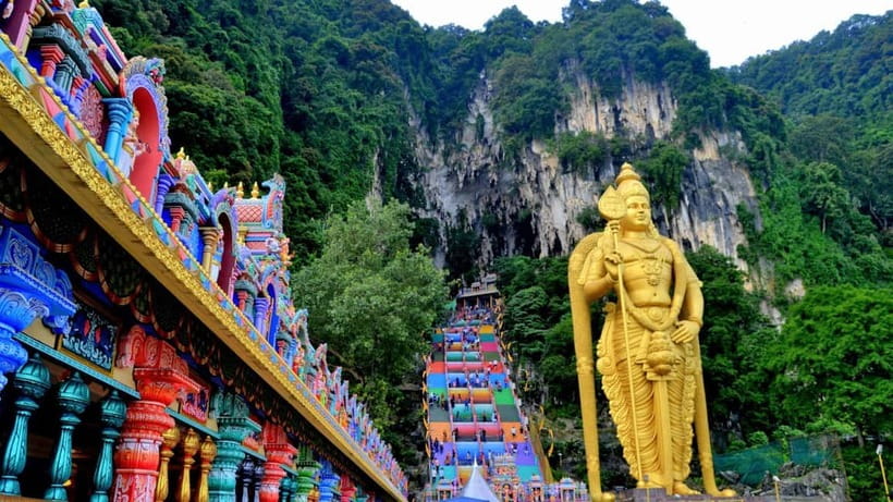 Kuala Lumpur: City Highlights, Batu Caves, and Malacca Tour - Jonker Street offers Malacca’s street-level character