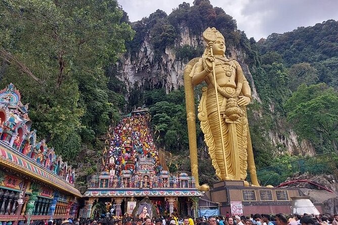 Kuala Lumpur City Tour (8 hours) - Central Market, Chinatown, and three major temples