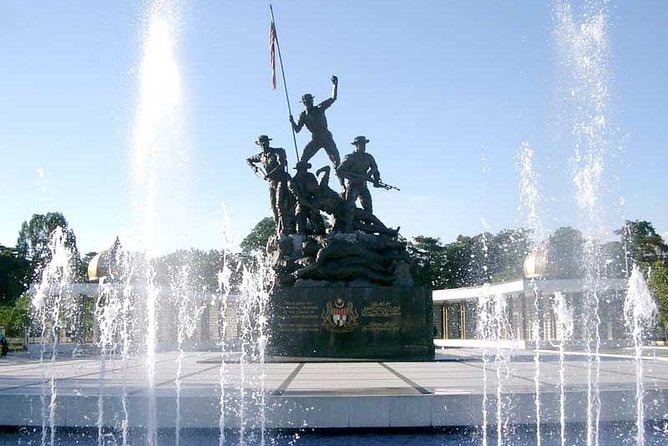Kuala Lumpur City Tour - Half Day - National Monument and Malaysia’s independence story
