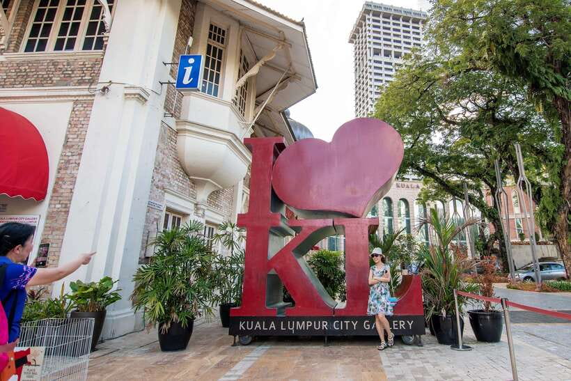 Kuala Lumpur City Tour with KL Tower Ticket - Through the Golden Triangle and into modern KL
