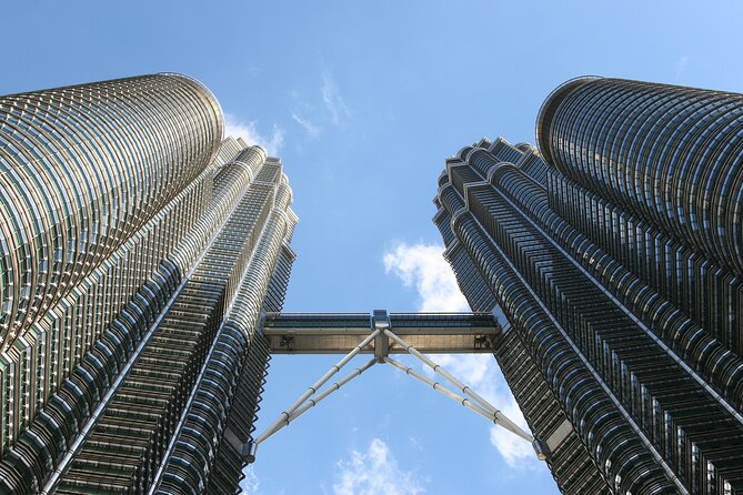 Kuala Lumpur City Tour with Petronas Twin Tower Admission Ticket - A private car makes Kuala Lumpur easier