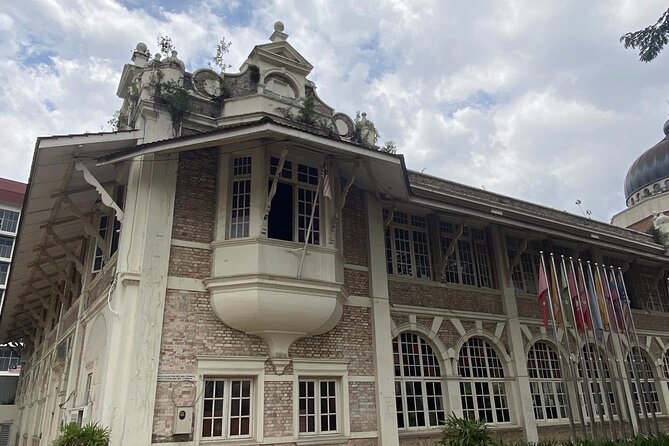 Kuala Lumpur Colonial History Walk - Private Guided Tour - Sultan Abdul Samad Building and Merdeka Square