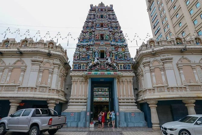 Kuala Lumpur Cultural and Heritage Tour - Six landmarks that explain Kuala Lumpur in miniature