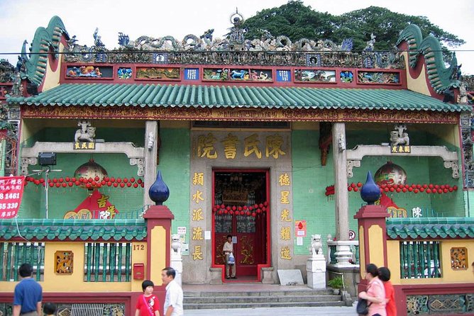 Kuala Lumpur Cultural & Heritage Most Iconic Locations - Jamek Mosque and an important Friday limitation