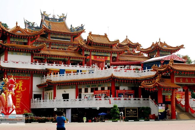 Kuala Lumpur Customizable Private Tour Including Driver - The National Mosque and respectful sightseeing