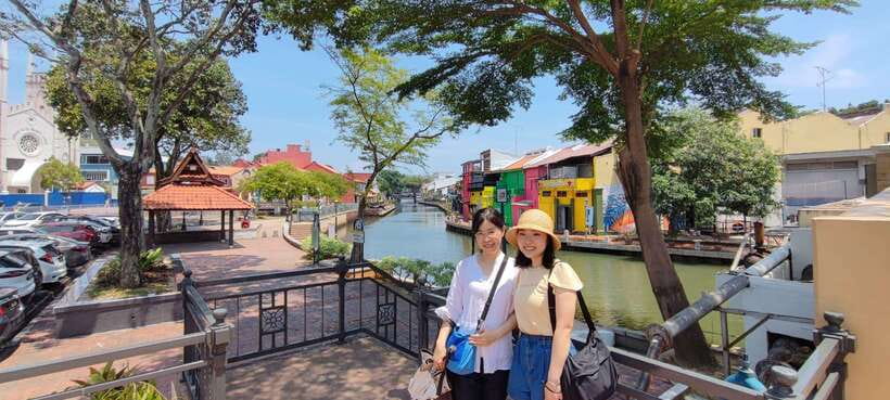 Kuala Lumpur Discovery: Shared Group Tour from Port Klang - Batu Caves and the 272-step climb