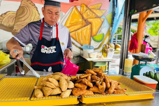Kuala Lumpur Food Tour with 12+ Authentic Dishes & Local Secrets - Key points to know before booking