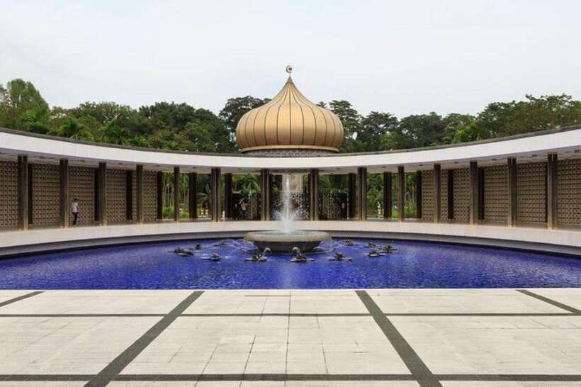 Kuala Lumpur: Full-Day Private City Highlights Tour - A practical way to see Kuala Lumpur in eight hours