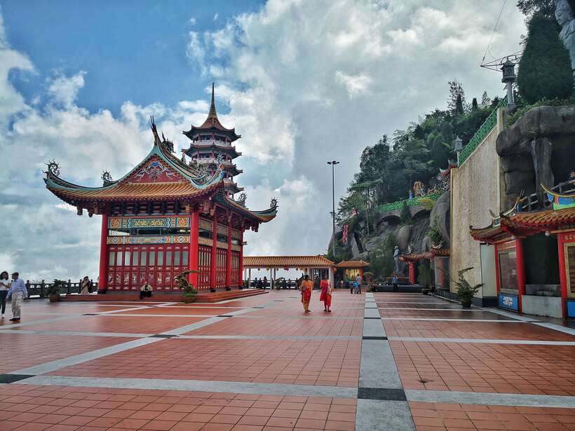 Kuala Lumpur: Genting Highlands & Batu Caves Day Trip - Chin Swee Temple and itinerary changes