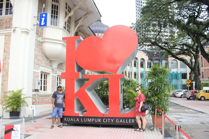 Kuala Lumpur Half Day Guided City Tour (SIC/Shared Tour) - Istana Negara: a royal photo stop