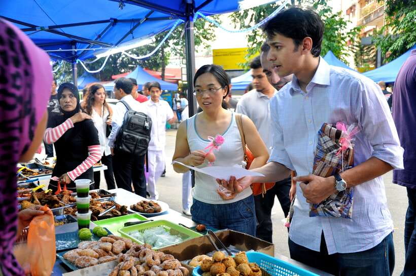 Kuala Lumpur: Half Day Local Food Walking Tour - Why this food tour works as a first taste of Kuala Lumpur
