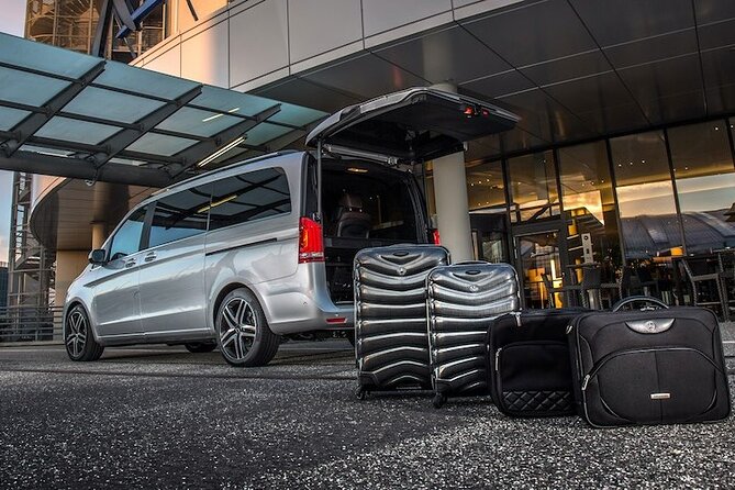 Kuala Lumpur Hotel to Singapore Hotel (Door To Door) Overland Transfer - Why A Hotel-to-Hotel Ride Can Save Your Day