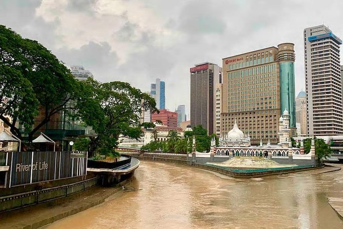 Kuala Lumpur InfoFun Walking Tour Experience - The morning route: National Mosque, gardens, and KL Sentral