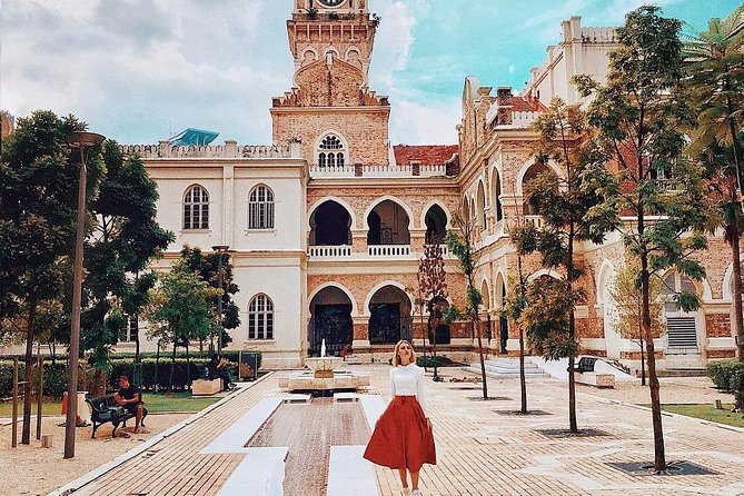 ️ Kuala Lumpur Instagram Tour: Most Famous Spots (Private & All-Inclusive) - Batu Caves and the rainbow staircase