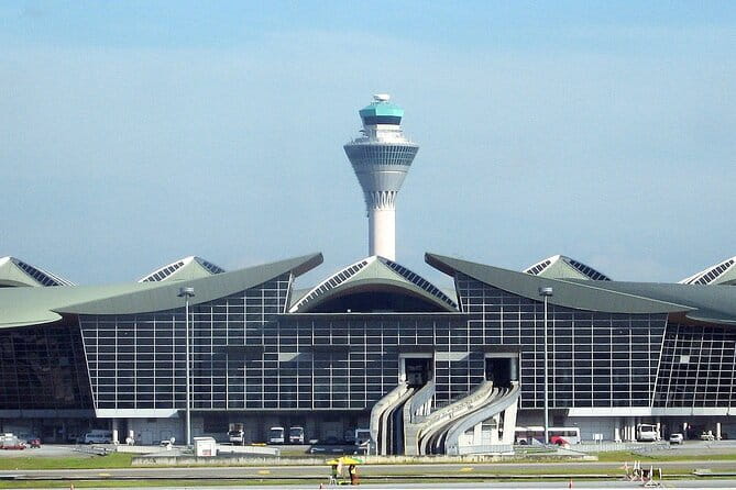Kuala Lumpur International Airport Transfers - Why a private ride can be worth the cost