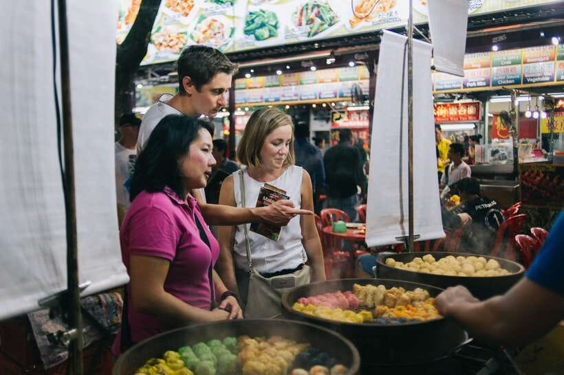 Kuala Lumpur: Local Street Food Night Tour - Third stop: Mamak SK Corner and the paper dosa