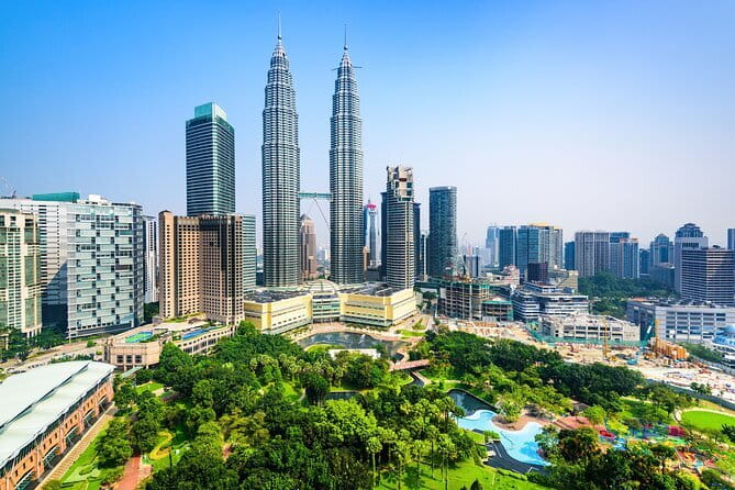Kuala Lumpur Malacca River Cruise and Historical Tour with Lunch - The Malacca River cruise