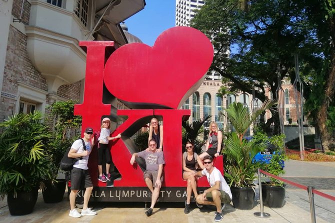 Kuala Lumpur Must-See Landmarks with Professional Tour Guide - Istana Negara and the King’s Palace