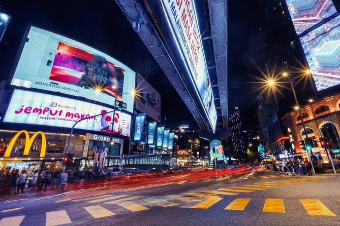 Kuala Lumpur: Nightlife Walking Tour with Local Guide - Key points to know before you book
