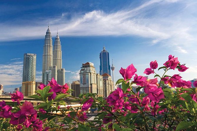 Kuala Lumpur Notable Landmarks & City Highlights Tour - Petronas Twin Towers and KLCC Park