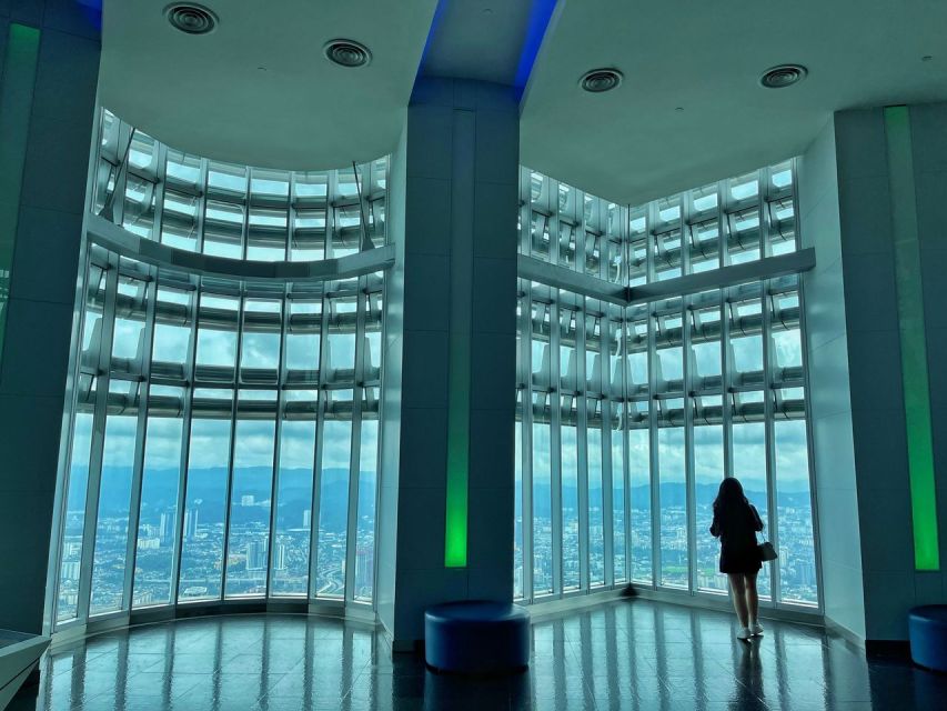 Kuala Lumpur: Petronas Twin Towers Entry E-Ticket - What the displays add to the visit