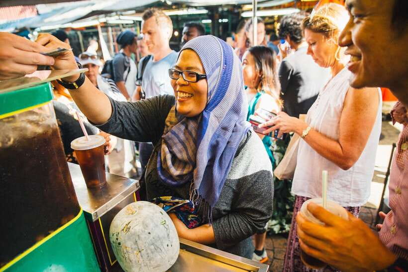 Kuala Lumpur: Private Food Tour – 10 Tastings with Locals - What the guides add