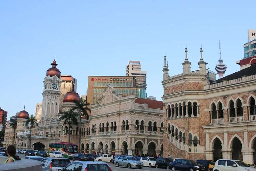 Kuala Lumpur: Private Half-Day City Tour - The National Mosque’s umbrella-shaped design