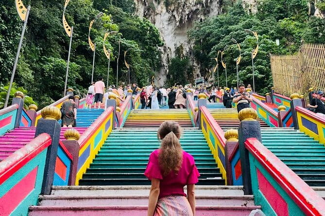 Kuala Lumpur's Famous Spots: Private Day Tour - Taking in Thean Hou Temple on Robson Hill