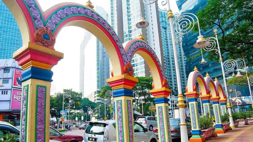 Kuala Lumpur: Sightseeing, Markets, and Food Night Tour - Istana Negara and Malaysia’s royal story