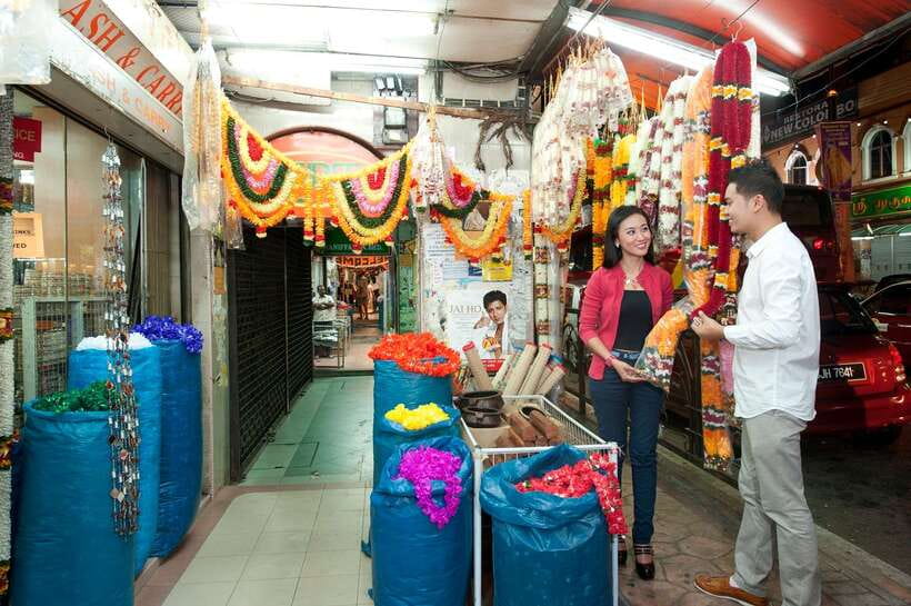 Kuala Lumpur: Street Market Exploration & Shopping Tour - The extra stop and changing route