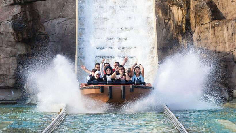 Kuala Lumpur: Sunway Lagoon Theme Park Ticket with Transfer - Starting with the Water Park