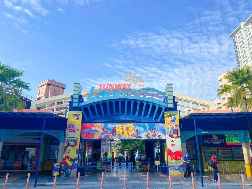 Kuala Lumpur: Sunway Lagoon Ticket & 1-Way Transfer - What the $73 price really covers