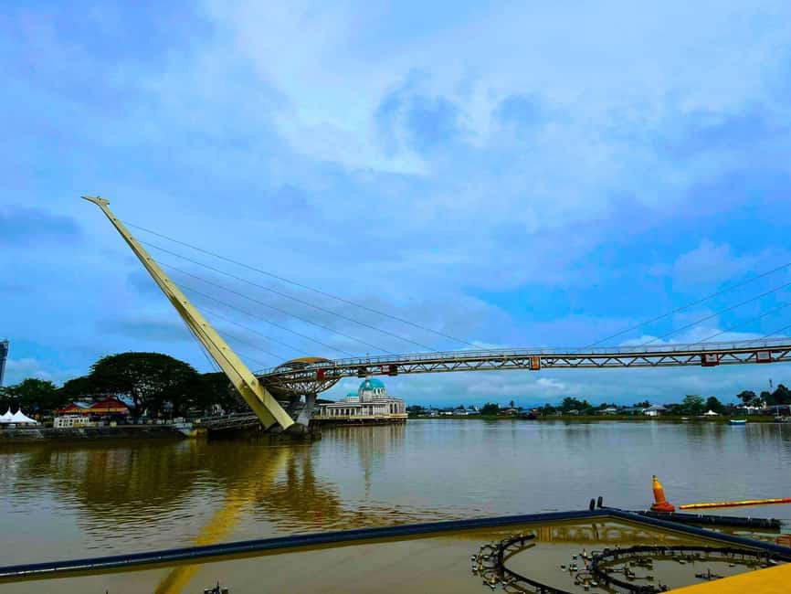 Kuching: Walking Tour with Sampan Boat Ride and Lunch - Gambier Street and the smell of old trade