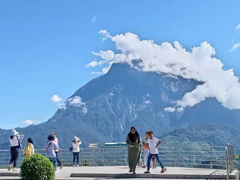 Kundasang : Poring Hot Spring + Desa & Meal Shared Tour - Kinabalu Park in a short 30-minute stop