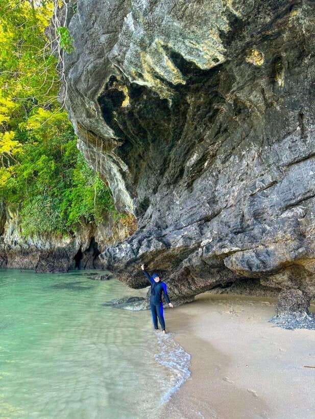 Langkawi: Dangli Island Snorkel and Swim Speedboat Tour - Practical packing advice for the three hours
