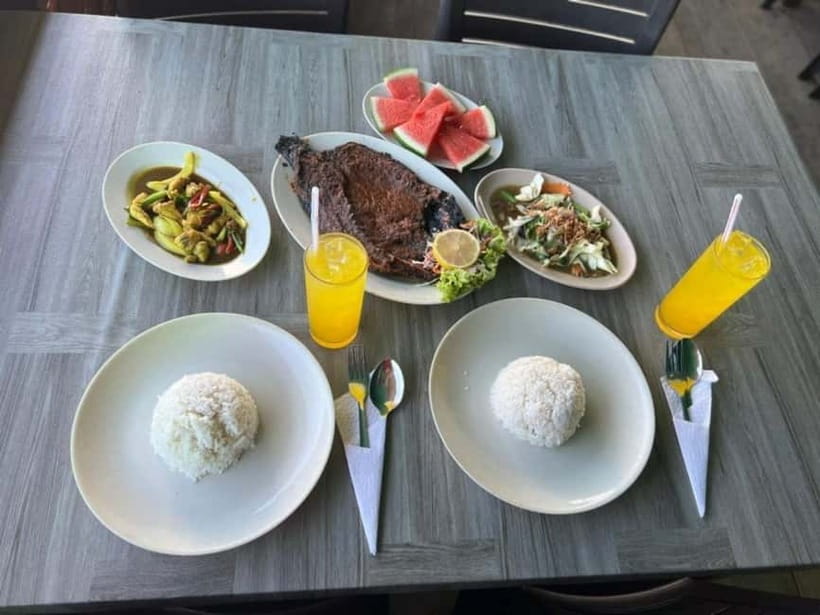 Langkawi: Floating Restaurant & Snorkeling Trip - Food, gear, and small preparations that matter