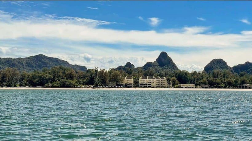 Langkawi: Half-Day Private Kilim River Mangrove Boat Tour - Eagle watching in the mangrove channels
