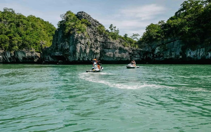 Langkawi: Jet Ski Tour UNESCO Kilim Geopark Free Video - Crocodile Cave and the importance of the tide