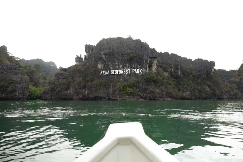 Langkawi: Mangrove River Cruise Sharing 3 Hours - The floating restaurant question